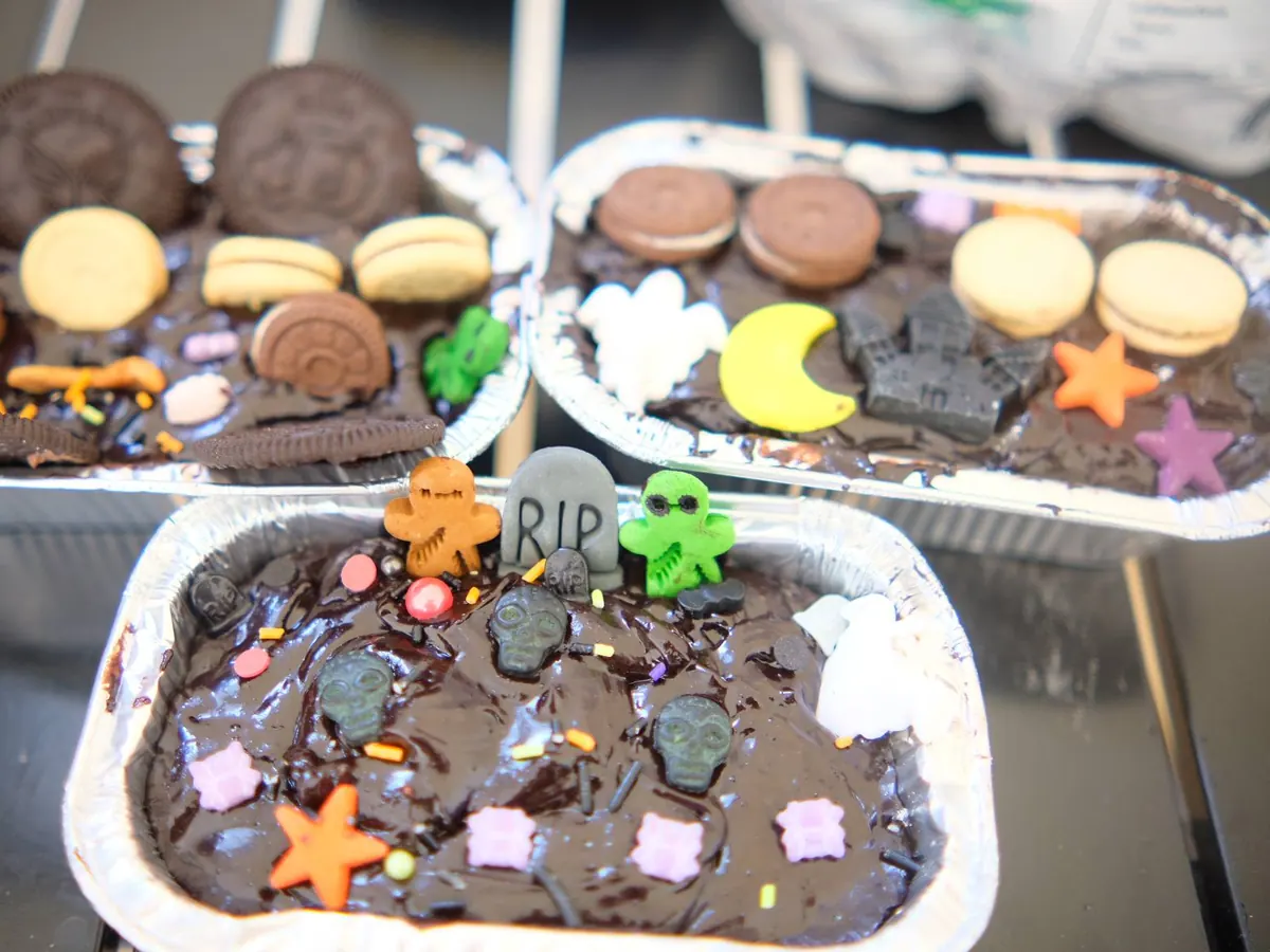Halloween decorated cake